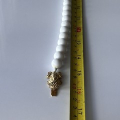 Rare 1974 Mimi di Niscemi Frog Clasp White Bead Choker Necklace Signed Vtg