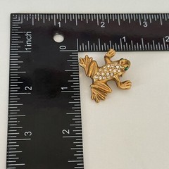 Vintage Clear Rhinestone Green Eyed Frog Gold Tone Brooch Pin