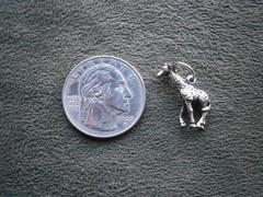 Giraffe Vintage Shiny Solid Sterling Silver Bracelet Charm Pendant 2.0g