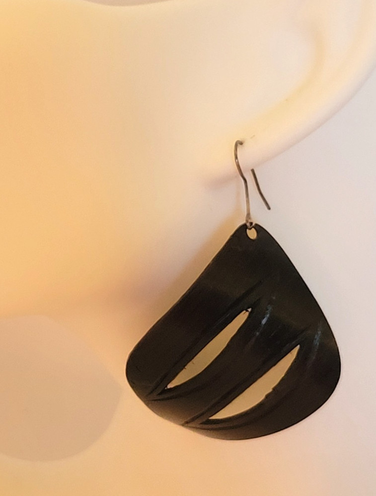 Estate Dangling Pierced Earrings Boho Brown Wooden Minimalist Fashion Jewelry