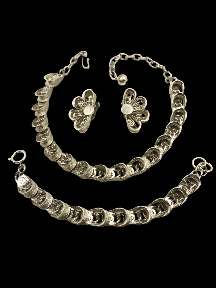 Vintage Aluminum Flower Necklace Earrings Bracelet Set~Lightweight Design~1950s