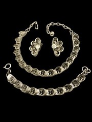 Vintage Aluminum Flower Necklace Earrings Bracelet Set~Lightweight Design~1950s