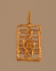 14k GOLD VINTAGE MUSICAL NOTE CHARM PENDANT (CH595)