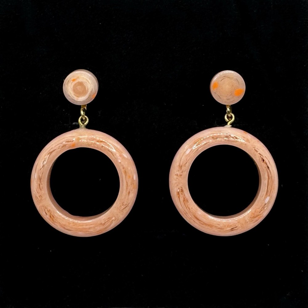 Vintage 60’s Pink Peach Coral Marbled Lucite Hoop Dangle Clip On Earrings MCM