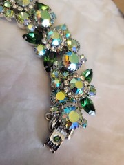 Vintage Juliana deep Green borialis Rhinestone Floral Silvertone Bracelet