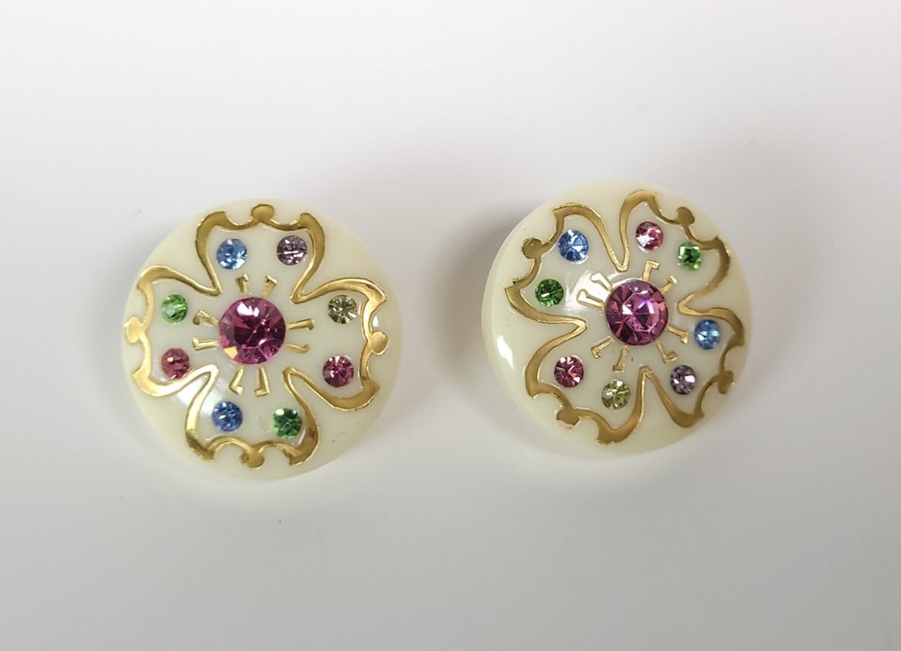 Multicolor Rhinestone Off White Thermoplastic Round Clip-on Earrings vintage