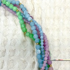 Vtg Pastel Beaded Womans Multi-Strand Necklace & Cluster Clip-On Earrings Set