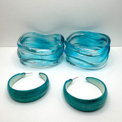 Chunky Lucite Bangles & Earring Set Silver Teal Marble Blue Hoops Bold Retro
