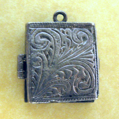 Vintage English Sterling Silver Opening Charm Decorative Wardrobe Trunk