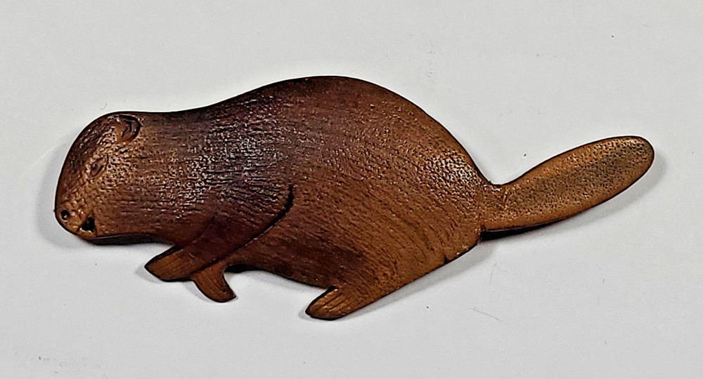 Vtg. Leather Beaver Ladies Pin – 3 1/8″ wide