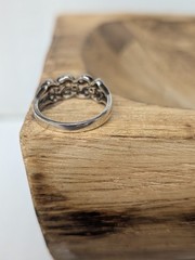 Vintage 925 Sterling Silver Clear Stone Wavy Design Ring Size 7