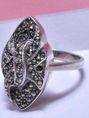VTG 925 Sterling Silver Marcasite Marquise Knot Shape Ring Approximate Size 7 ¾