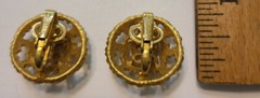 Signed Crown Trifari Textured Gold Tone Clip Earrings – 7/8 inch