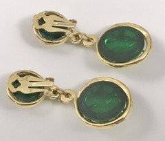 Stunning Vtg Dangle Drop Clip On Earrings Scroll Gold Tone Green Lucite. #1424