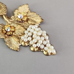 Vintage Artisan Pendant Clip Earrings Set Seed Pearl Grapes AB Repurposed