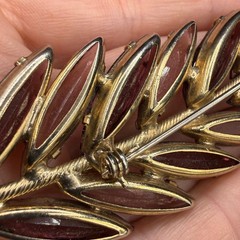Vintage Rhinestone Feather Brooch Gold Tone Pink Purple Open Back LARGE