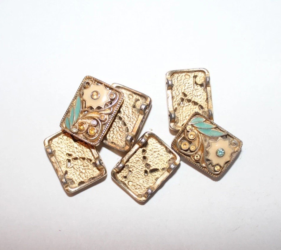 Flat Floral Beads From Vintage Bracelet
