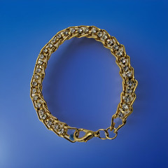 Well-Made Gold Tone Prong Set Rhinestone Chain 7 1/2″ Tennis Style Bracelet B1
