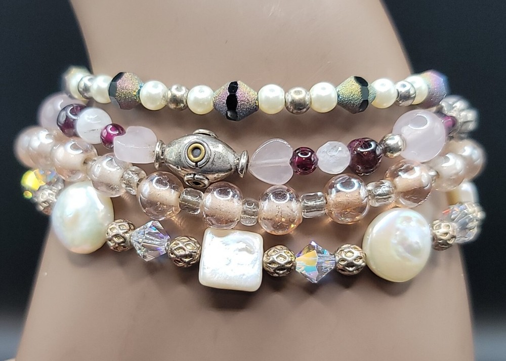 Lot Of 4 Vintage Glass Beaded Multicolored 7.5″ Bracelets Toggle Clasp
