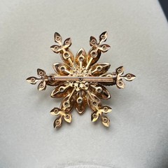Vintage Milk Glass Brooch Gold Tone White Snowflake Mid Century Domed Large 2.5″