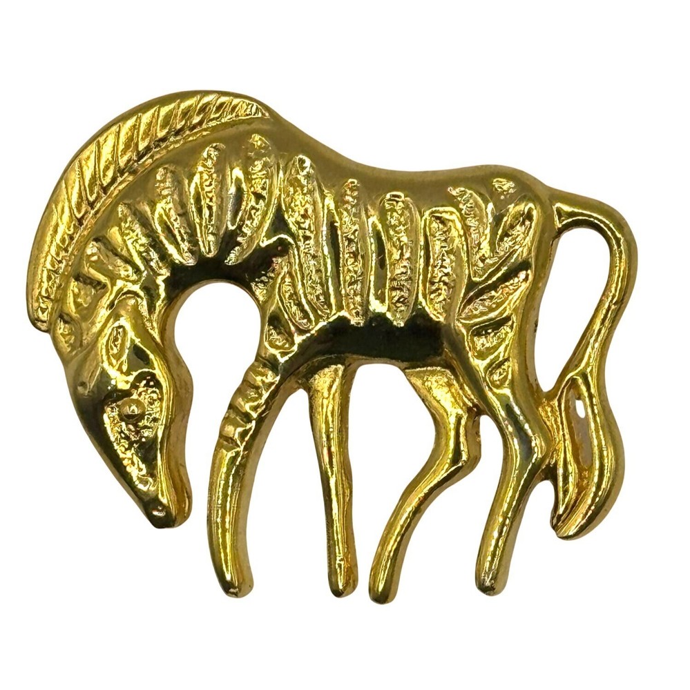 Vintage Zebra Brooch Pin With Textured Design & Secure Clasp