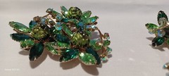 Vntg D&E Juliana Brooch Green Navettes,Rhinestones,Poured Stones Marked by Style