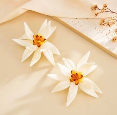 Vintage White Flower Stud Earrings for Women Large