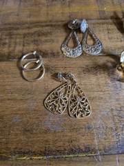 Lot Of 10 Vintage Hoop Earrings Necklace Bracelets Silver Gold Plated Gold Tone