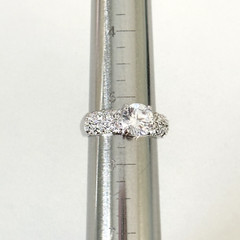 Ladies 18K White Gold Plated Clear CZ Crystal Sparkly Band Ring Size 5.5