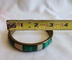 Vintage Inlay White And Green Malachite Brass Bangle Bracelet (104)