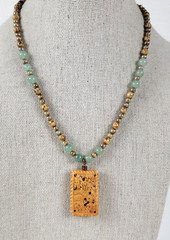 Vintage Gemstone & Agate Beaded Necklace With Carved Floral Bird Pendant 15.5 In