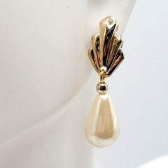 Art Deco Style Faux Pearl Teardrop Gold Tone Scallop Fan Classy Mermaid Earrings