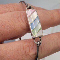 Vtg Sterling Silver Mop Mother Pearl Tension Bracelet Colors 7″ signed Inlay 925