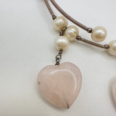 Vintage Pearl & Rose Quartz Choker Y2K Necklace Silver Tone Memory Wire Dangle