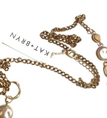 NWT Vintage KAT + BRYN Gold Tone Necklace W Gemstones Slide Floating Charms