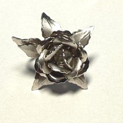 Bugbee & Niles Silver-Tone Rose Stud Screw-Back Earring Vintage Style Jewelry
