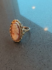 Vintage Left Facing Cameo Ring 925 Gold Over Sterling Silver Size 8.75 R149