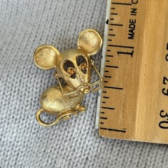 AVON Goldtone Mouse With Eye Glasses And Rhinestone Eyes