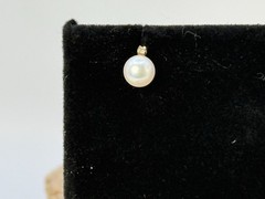 14k Solid Yellow Gold 5.7mm Pearl w/Diamond Stud Earrings–905.26