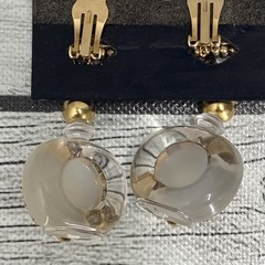 Vintage Casual Corner clip On earrings Lucite
