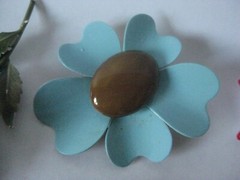 6 Vintage Flower Enamel Yellow Red Blue Pink White Green Gold Silver Daisy Lot