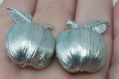 Apple Earrings Clip On Screw Back Accessocraft N.Y.C. SilverTone Teacher #J3-W