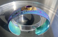 STUNNING HOLLY YASHI CUFF BRACELET, FACETED AMETHYST GEMSTONE ACCENT EX. COND