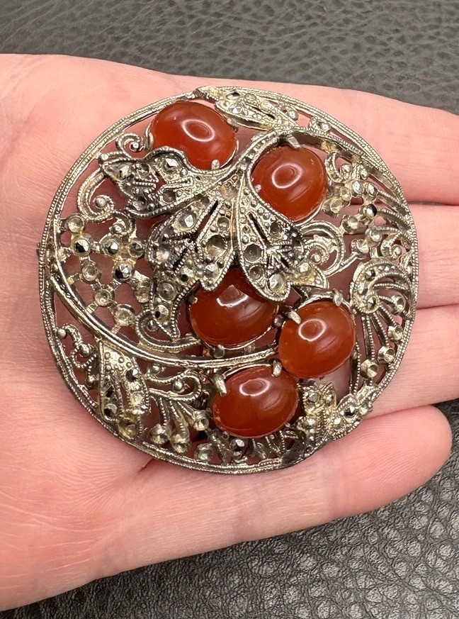 Vintage Art Deco Ornate Filigree Brooch Faux Carnelian Cabochon Silver Tone