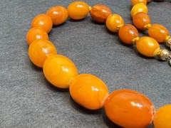1930 Art Deco Natural Baltic Egg Yolk Amber Bead Beaded Necklace 18gr.