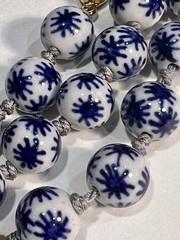 VINTAGE! Chinese 56 BEAD Necklace Hand-Knotted Porcelain BLUE & WHITE STARS 33”