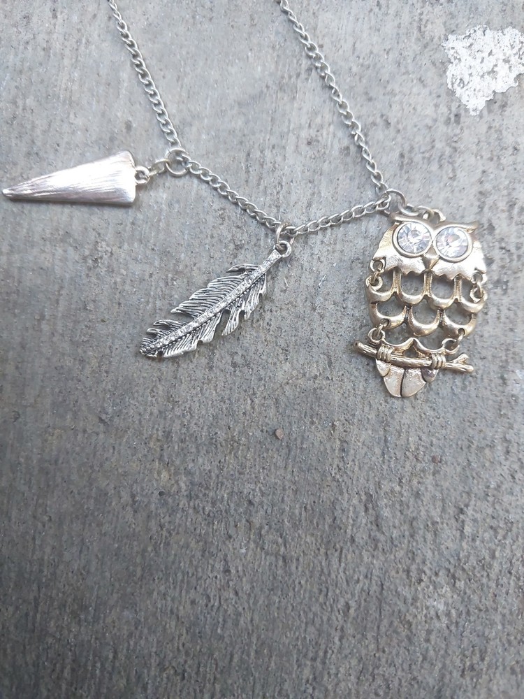 Vtg Silver Tone Articulated Owl Charm Pendant Necklace W Rhinestone Eyes