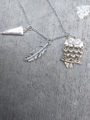Vtg Silver Tone Articulated Owl Charm Pendant Necklace W Rhinestone Eyes