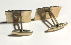 CUFF LINKS & TIE BAR CLIP SET – GOLD-TONE CUFFLINKS – Vintage
