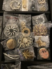 Sarah Coventry Vintage Estate Good Mixed Jewelry Bag Weighs 4 Lbs – 70 Pieces